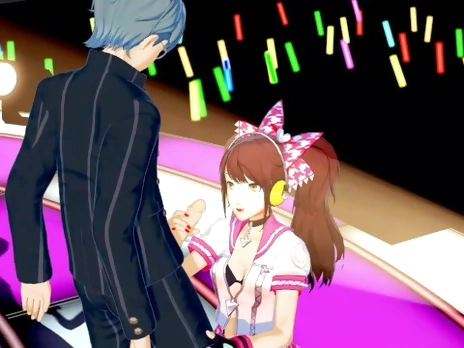 Rise Kujikawa sucks dick in front of a live audience - Persona 4 hentai.
