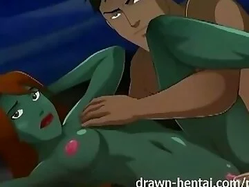 Justice League Hentai - Two chicks for Batman dick