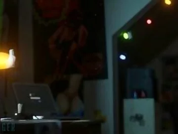 Max & Chloe 2 Orgasmic Boogaloo - Loligagger
